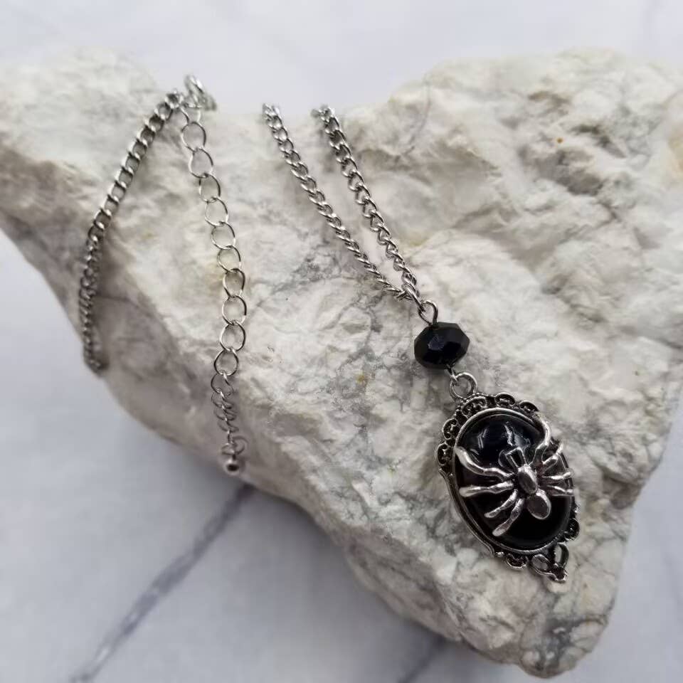 Halloween Goth Spider Earrings and Necklace Set