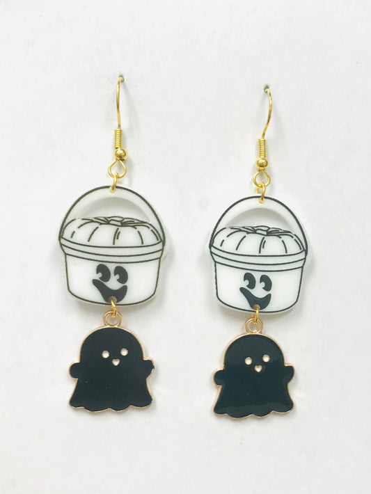 White Cute Bucket with Black Ghost Earrings