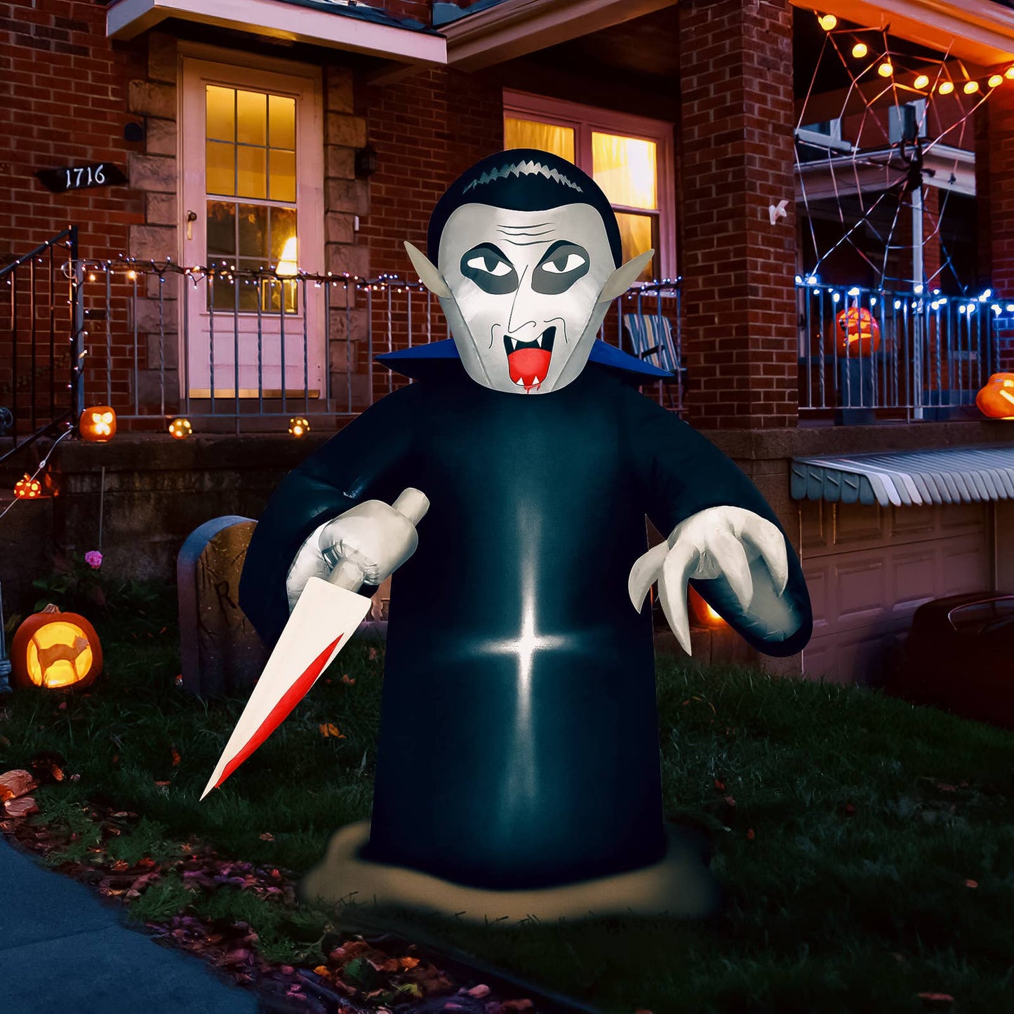 Halloween Terror-5FT Murderous Vampire Inflatable Decor