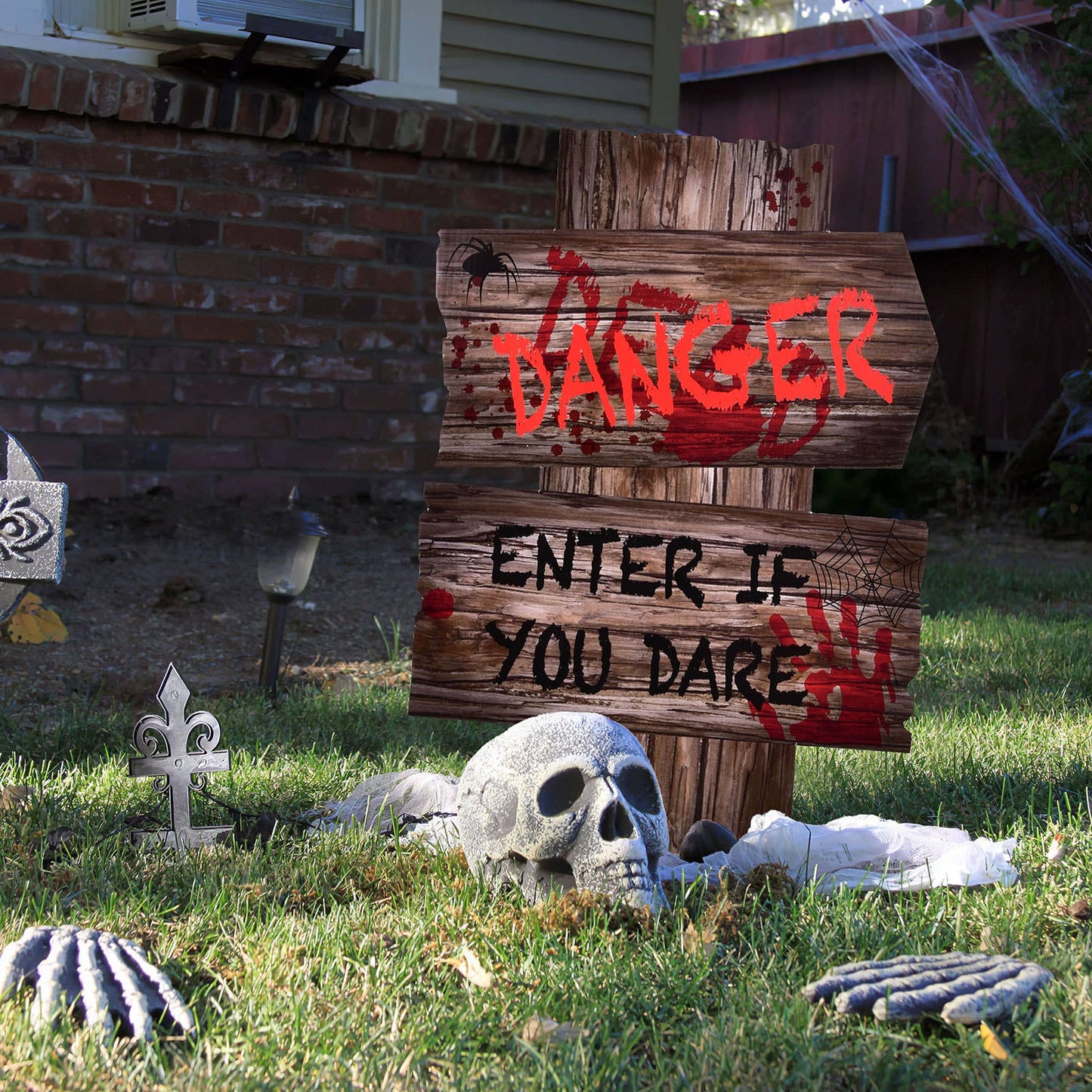 8pcs Halloween Yard Signs Bloody Hand