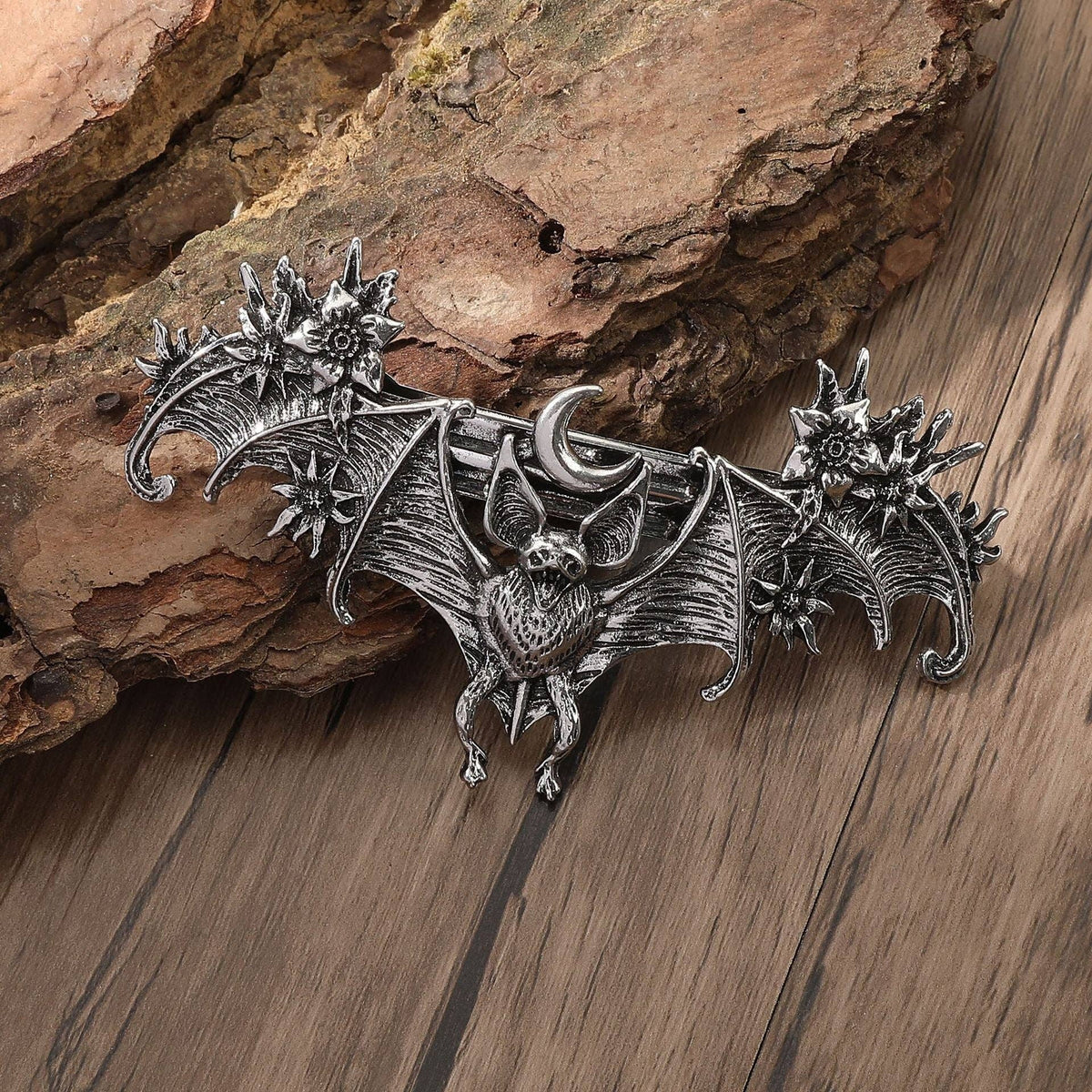 Vintage Gothic Moon Bat Hair Clip Alloy Spring Hairpin
